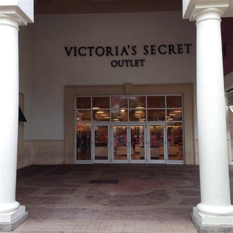 victoria's secret outlet near me